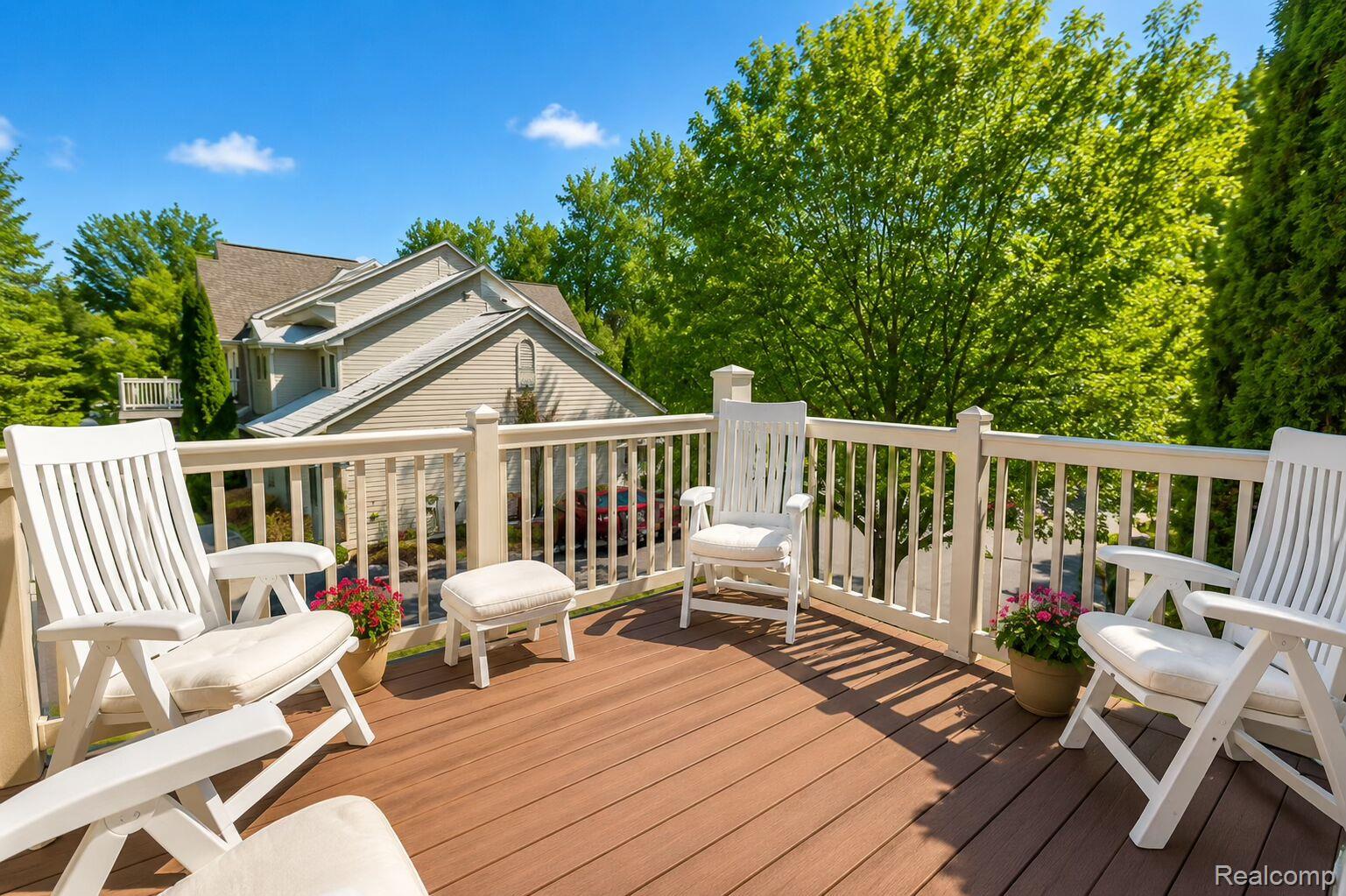 210 Marigold Circle 7