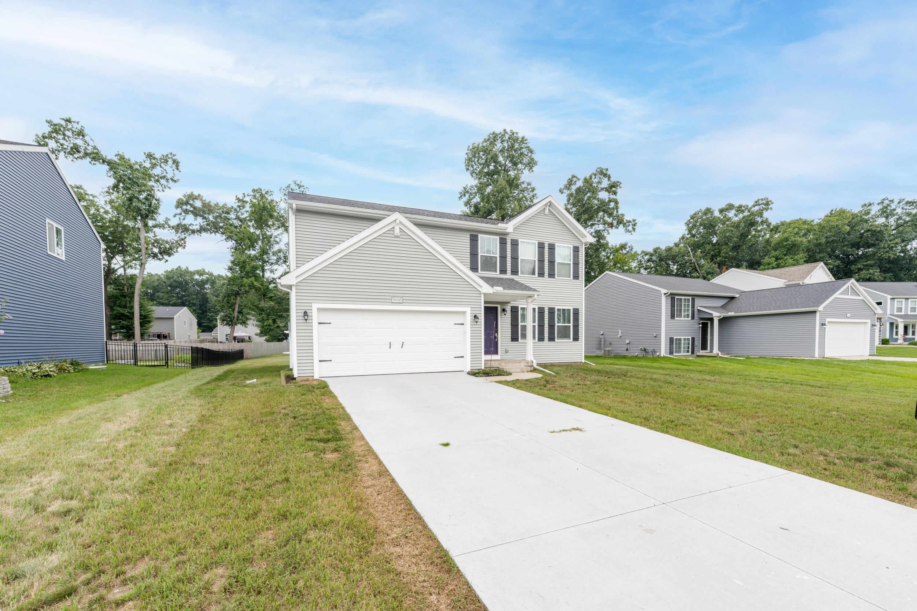 59595 Silvergrass Drive