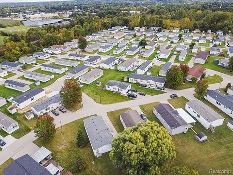 417 Saddle Trail Grand Blanc City MI 48439