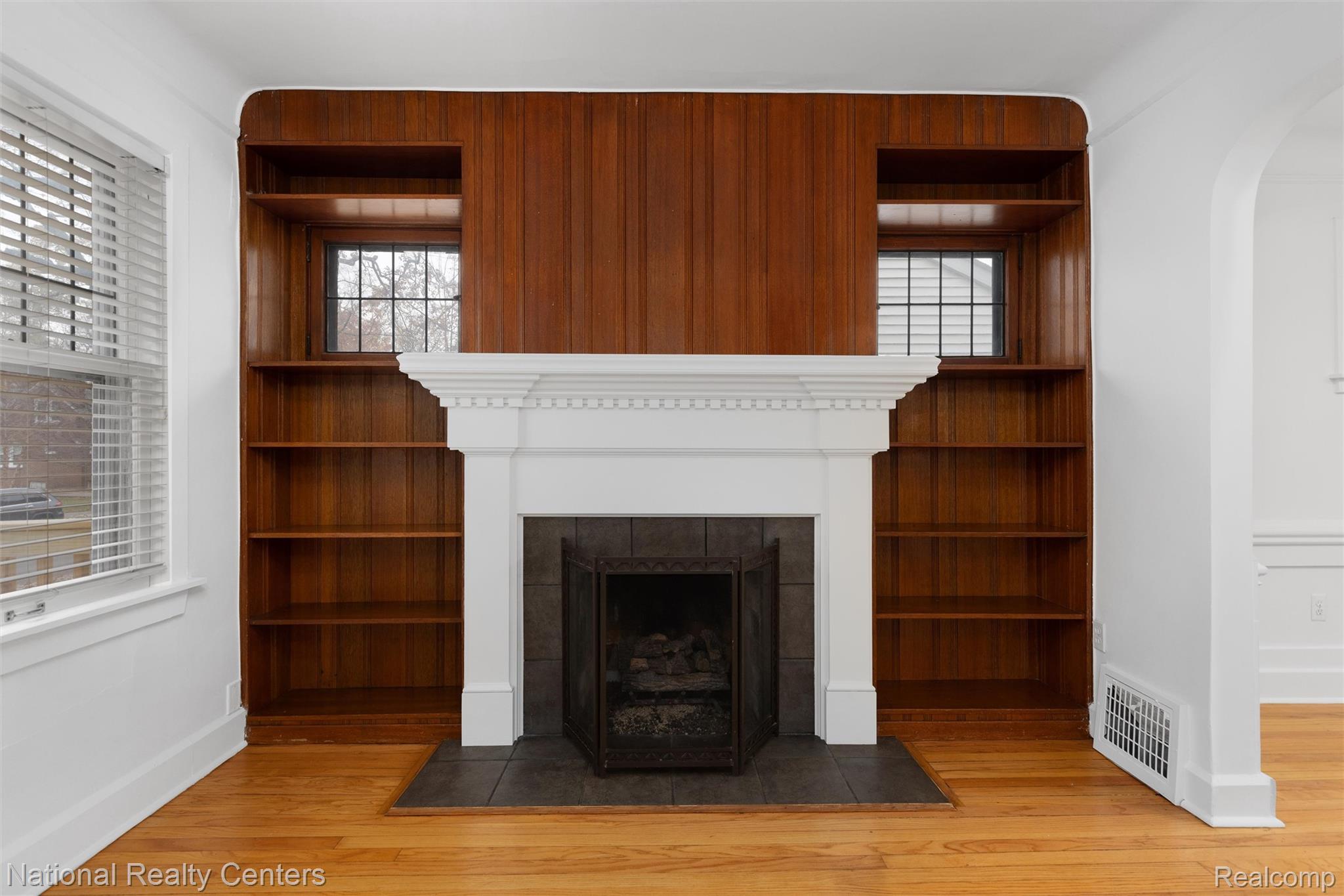 437 E Marshall Street