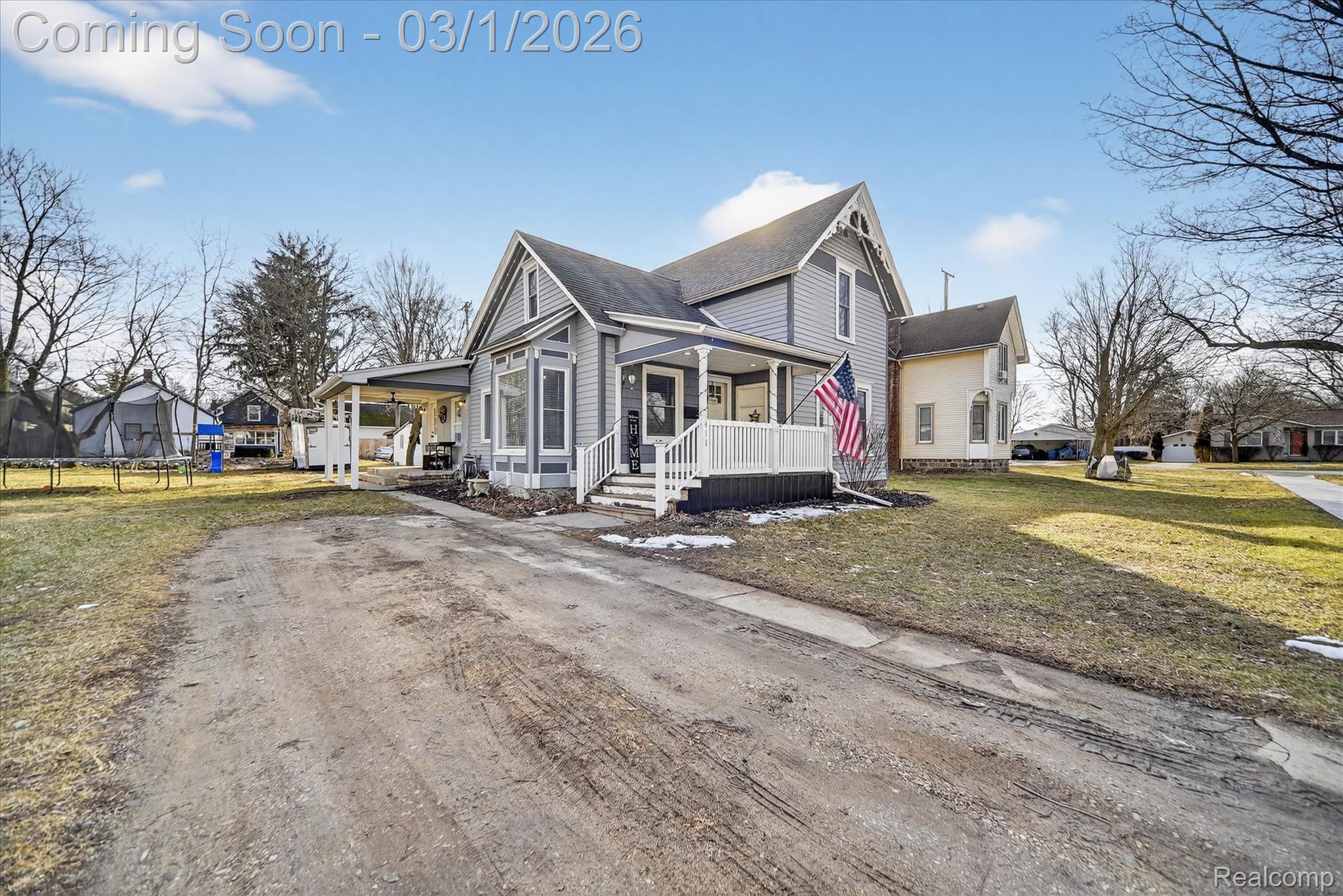 415 W McArthur Street