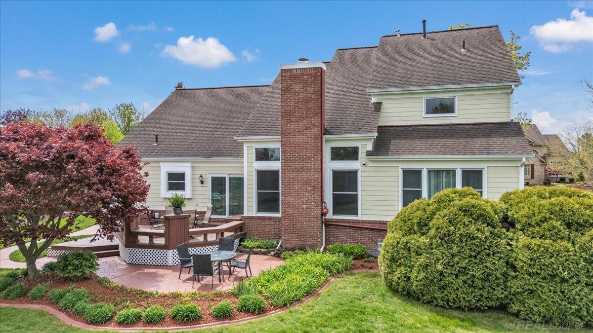 4247 Bold Meadows Street