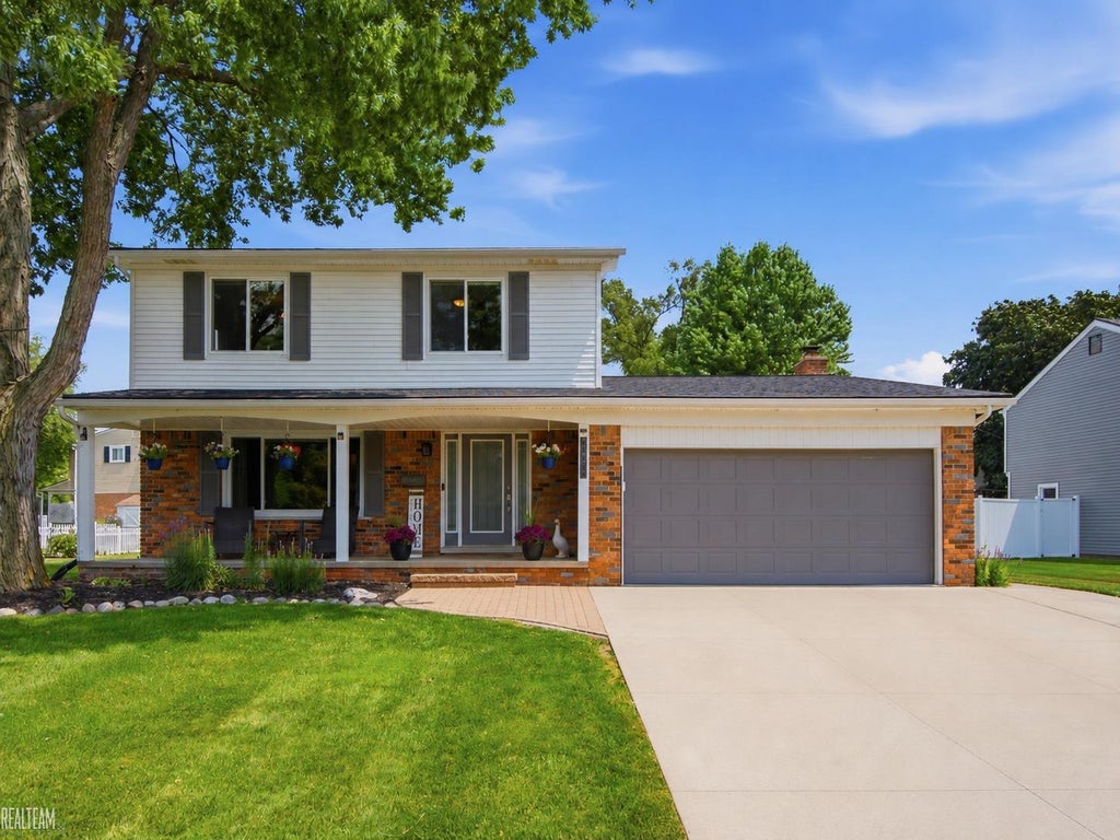 Photo of 46936 Shiloh Way, Shelby Charter Township, MI 48317 (MLS # 58050215763)