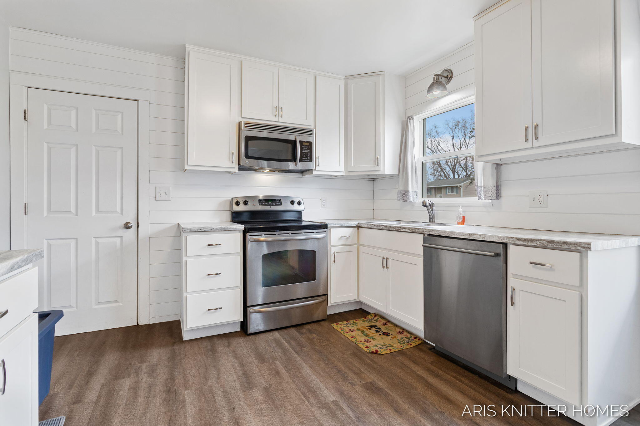 515 NW Ferndale Avenue NW