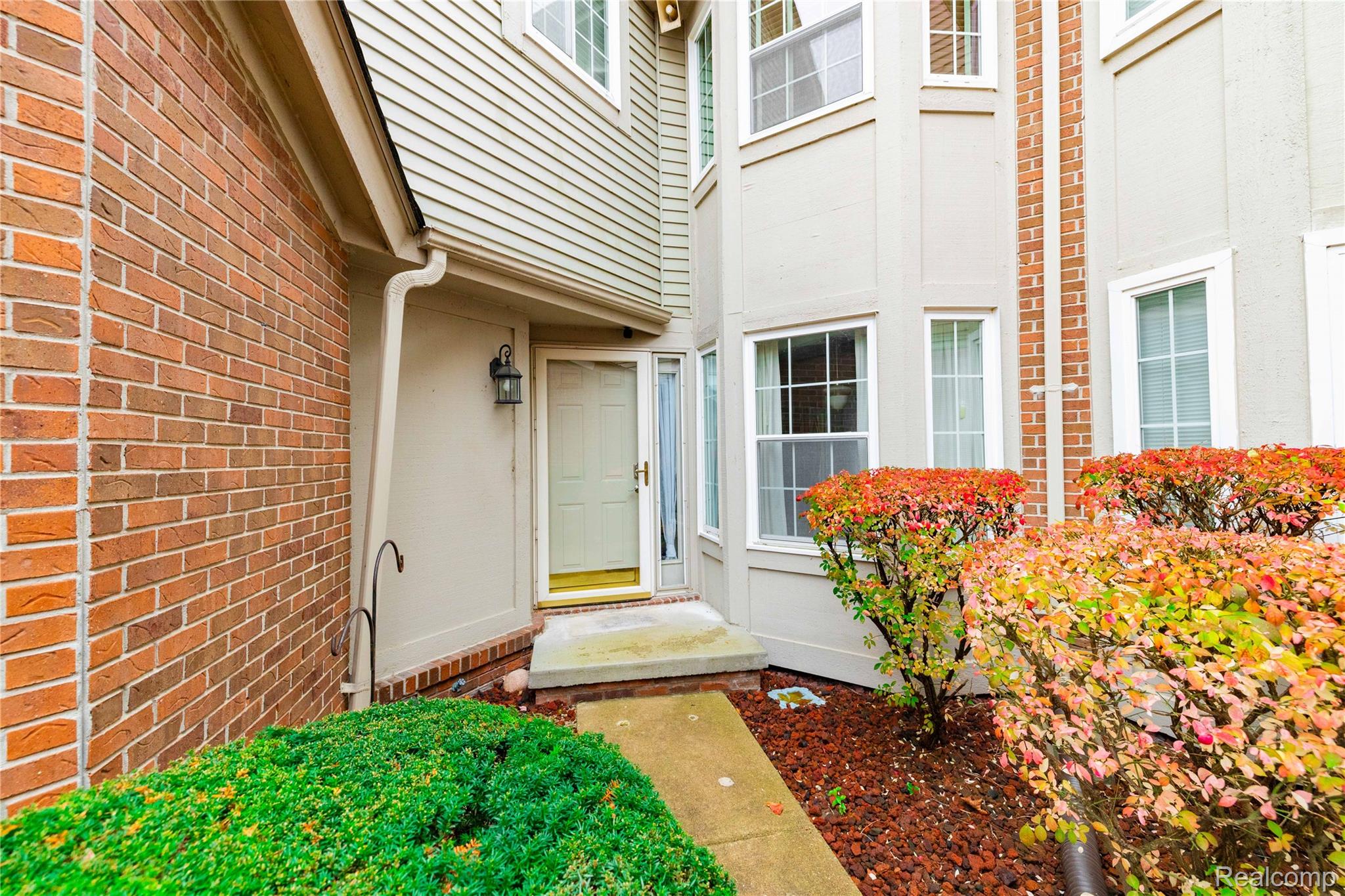 18689 Hilltop Boulevard