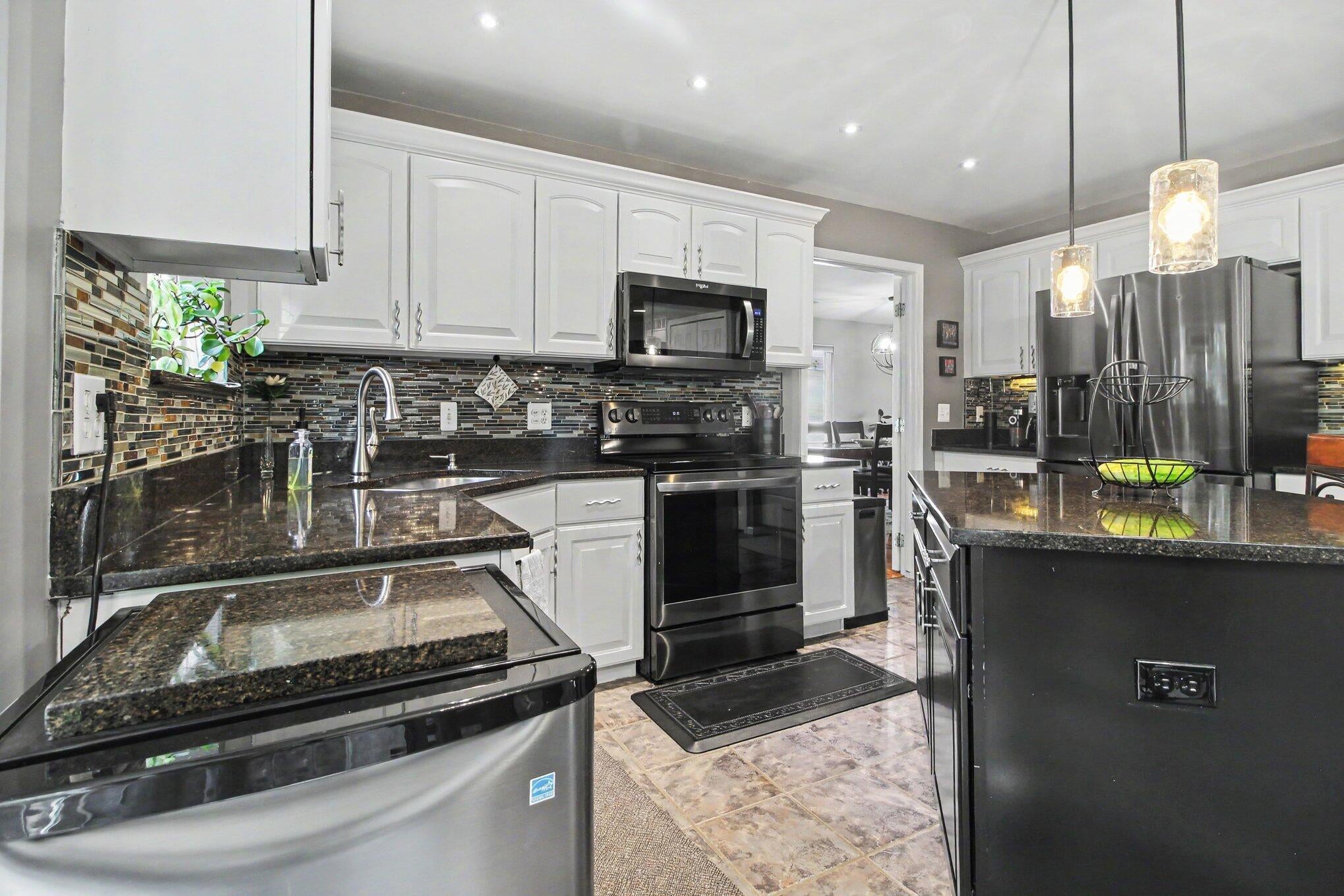 5975 Redstone Court