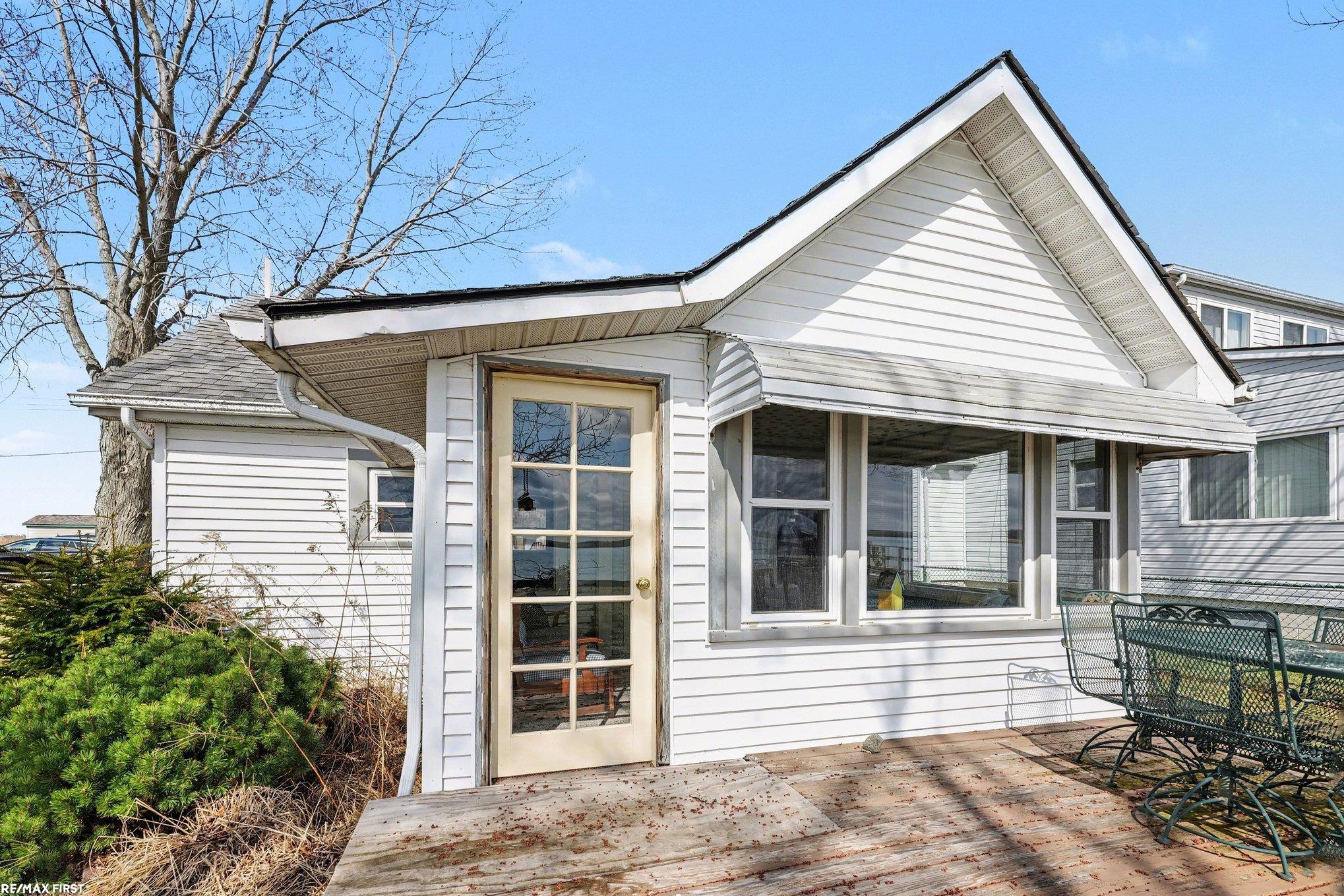 5222 South Channel Drive