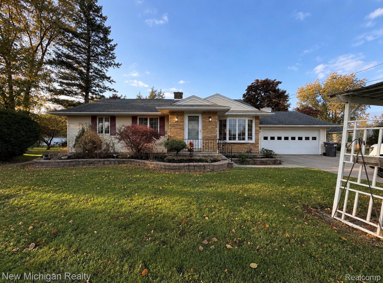7524 Reid Road