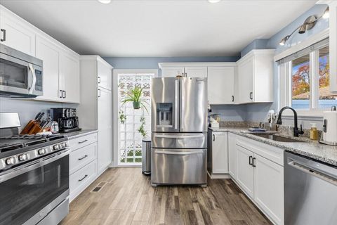 Tiny photo for 9001 Hensley Drive, Sterling Heights City, MI 48314 (MLS # 81025056621)