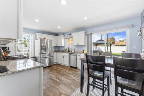 Tiny photo for 9001 Hensley Drive, Sterling Heights City, MI 48314 (MLS # 81025056621)