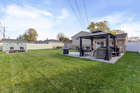 Tiny photo for 9001 Hensley Drive, Sterling Heights City, MI 48314 (MLS # 81025056621)