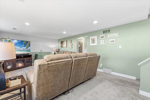 Tiny photo for 9001 Hensley Drive, Sterling Heights City, MI 48314 (MLS # 81025056621)