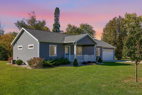 930 E North Street Ithaca City MI 48847