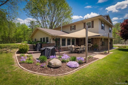 5278 Skelton Road Deerfield Township MI 48421