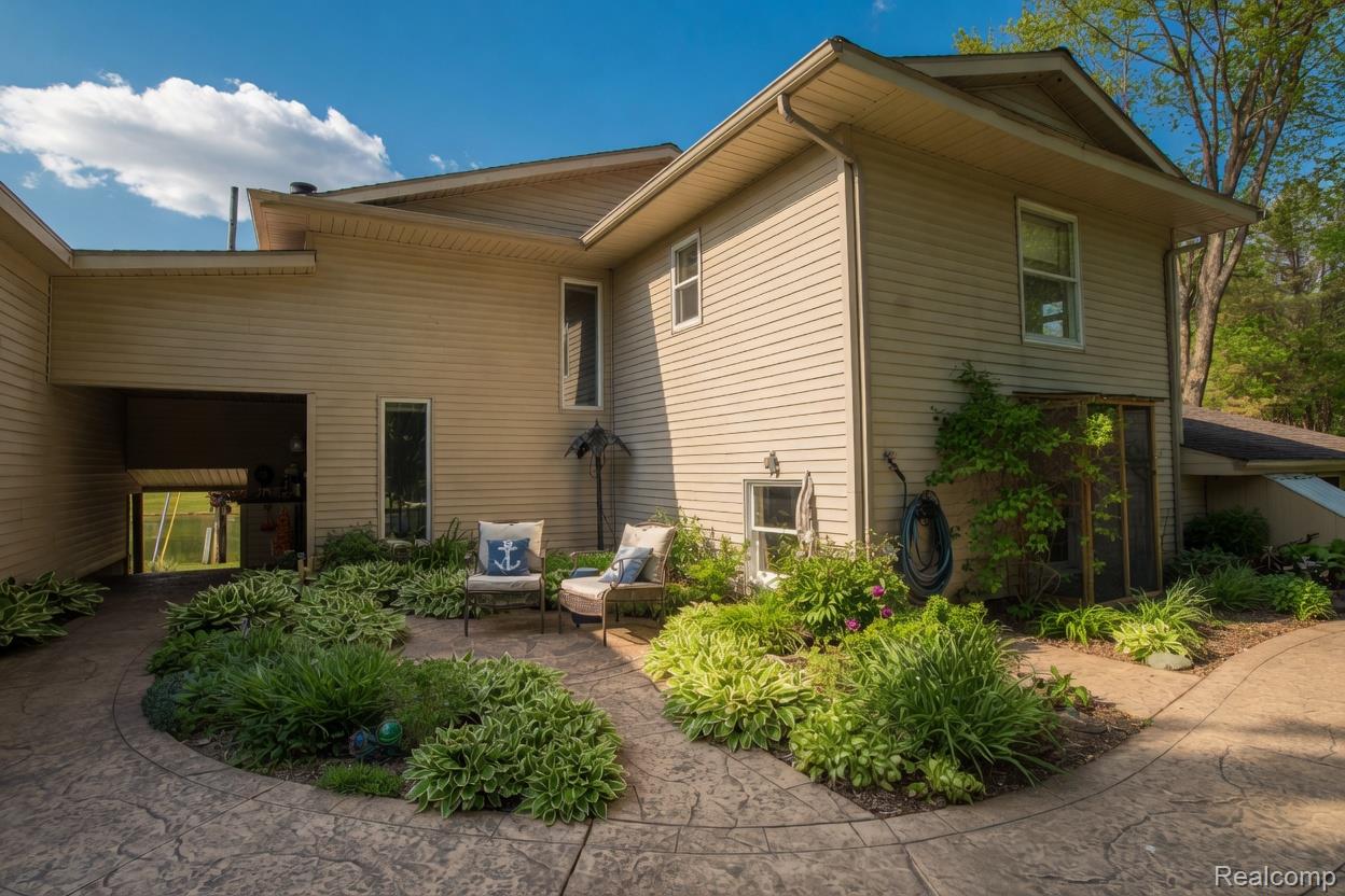 5278 Skelton Road