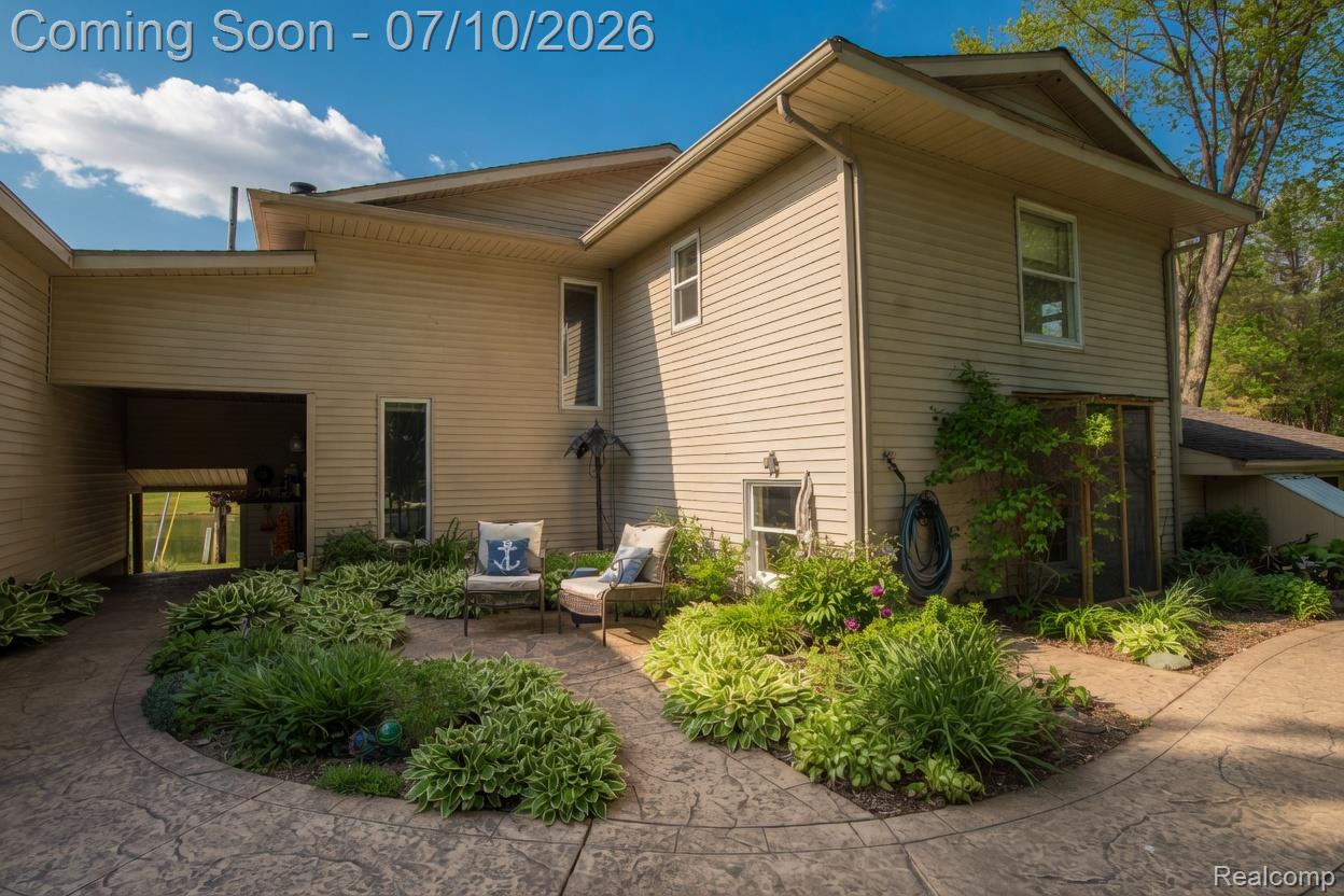 5278 Skelton Road