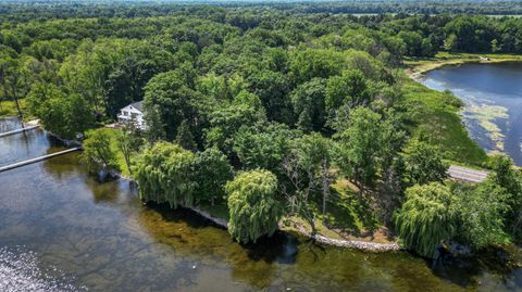 Properties Available 127 - 190 15665 Portage Road Schoolcraft Township MI 49097