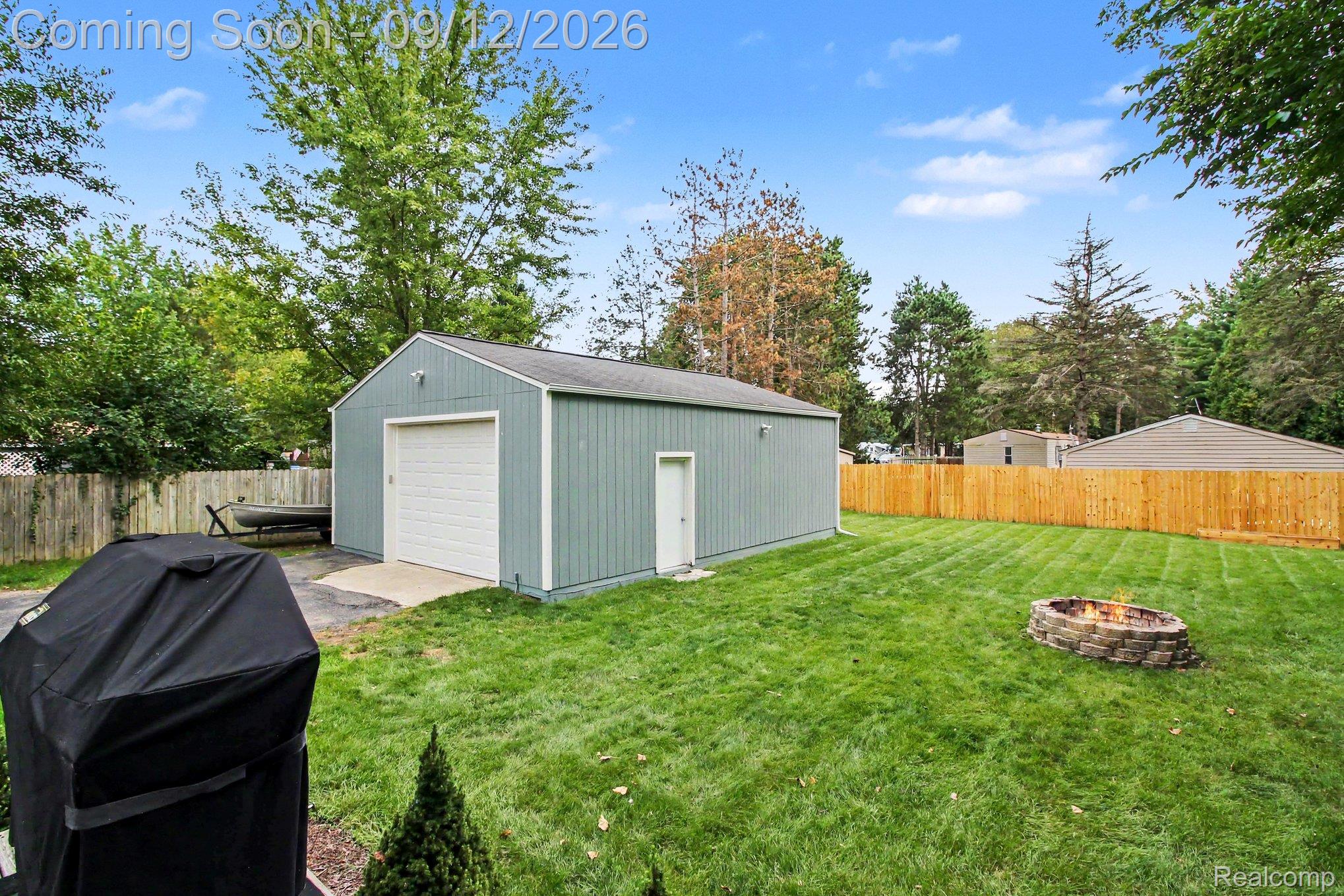 5836 Iroquois Drive