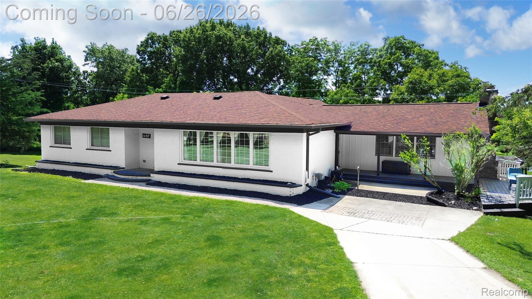 9497 Ellis Road