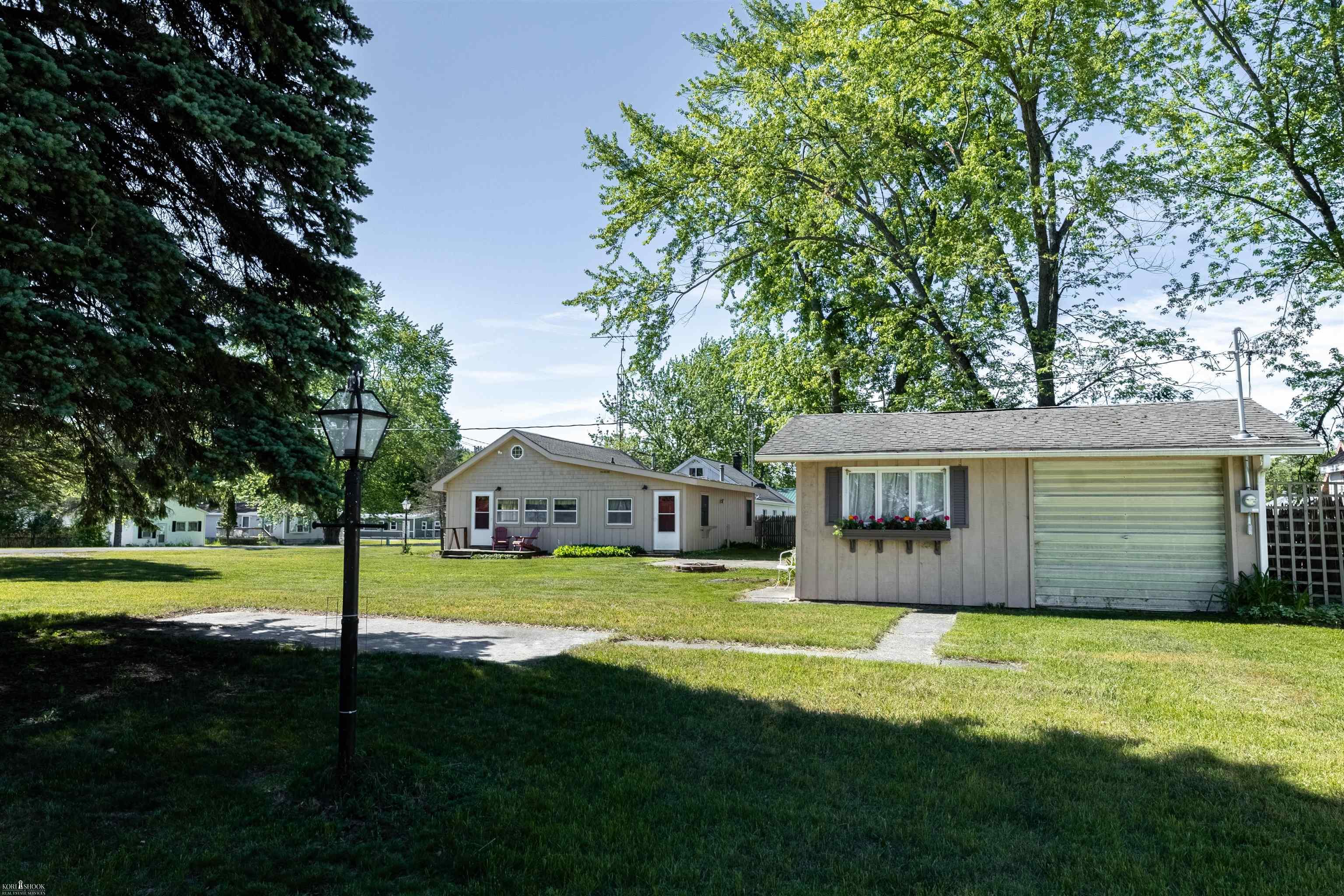 10388 Hunters Trail