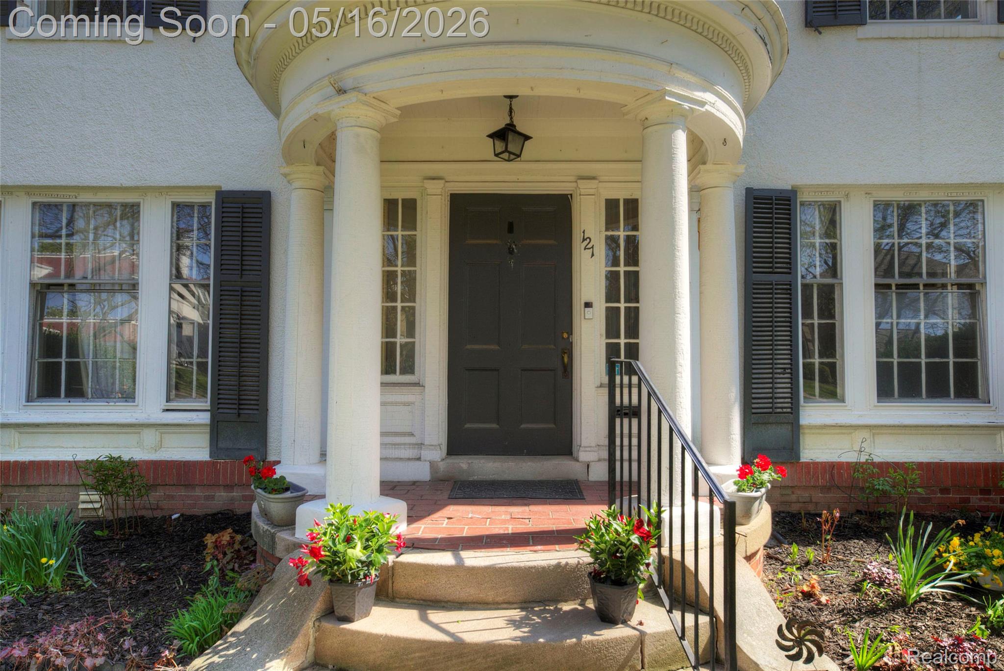 121 Longfellow Street
