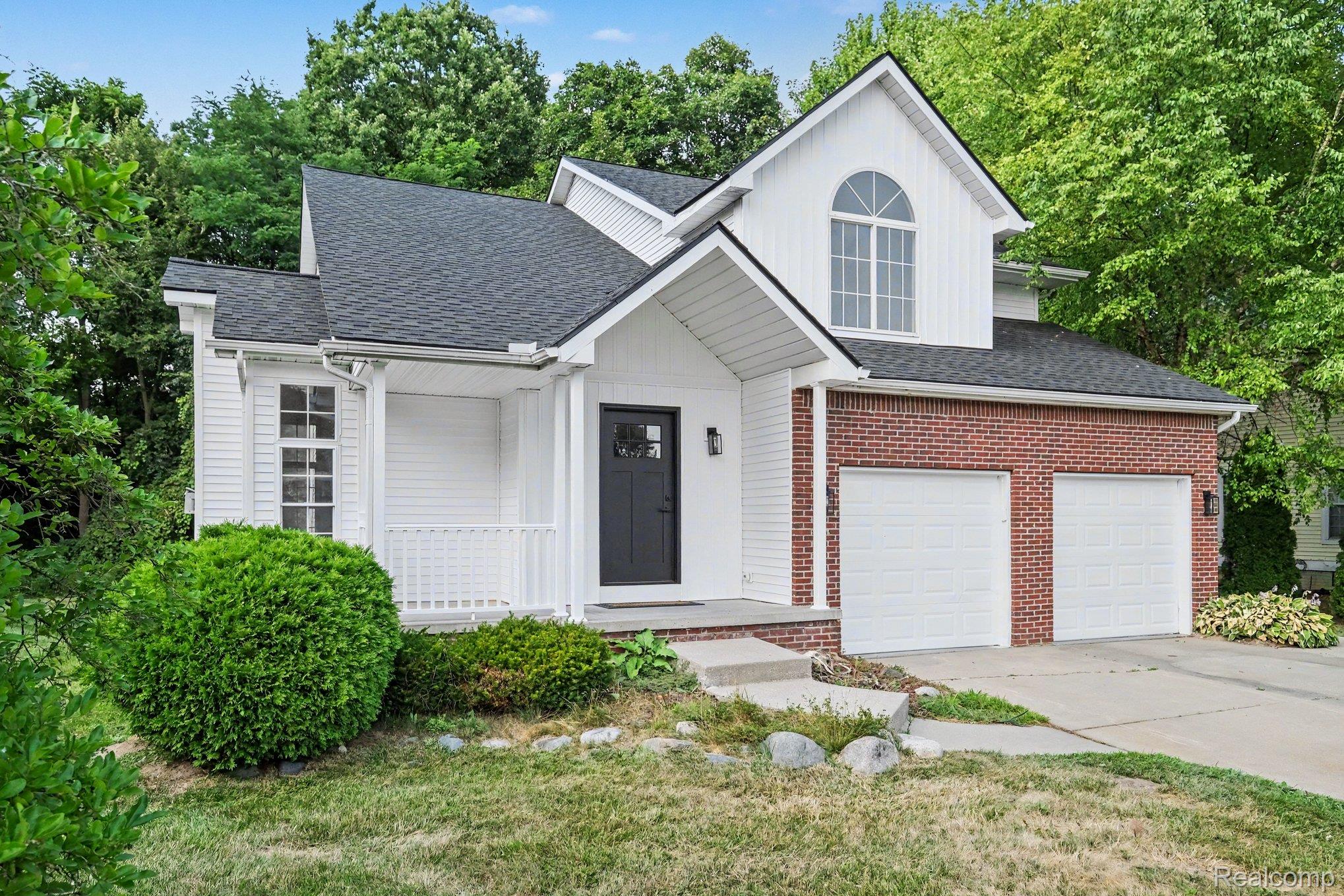 4429 Meadowlane Court
