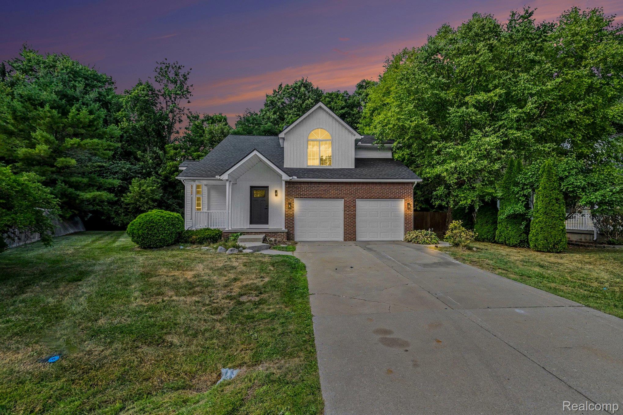 4429 Meadowlane Court
