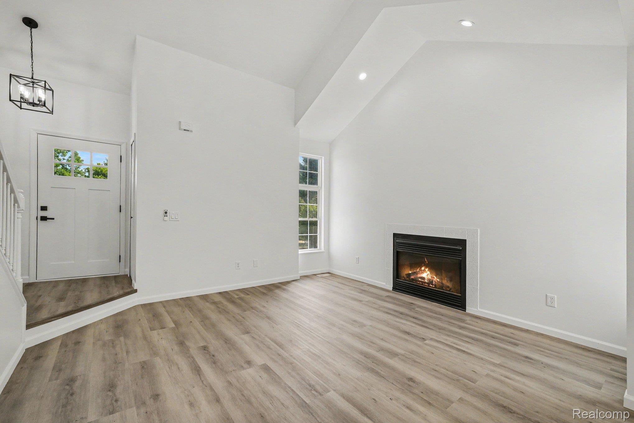 4429 Meadowlane Court