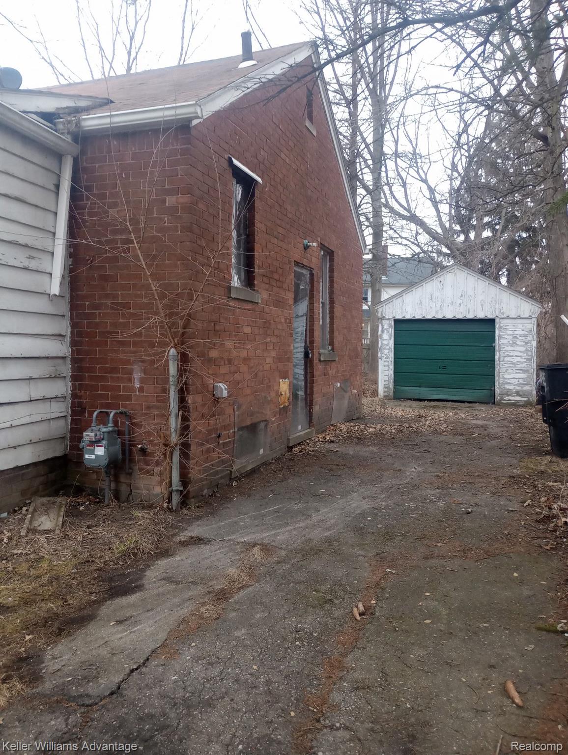 4576 Guilford Street