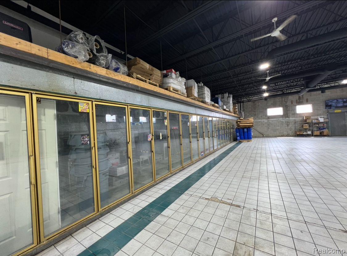 16600 HAMILTON Avenue