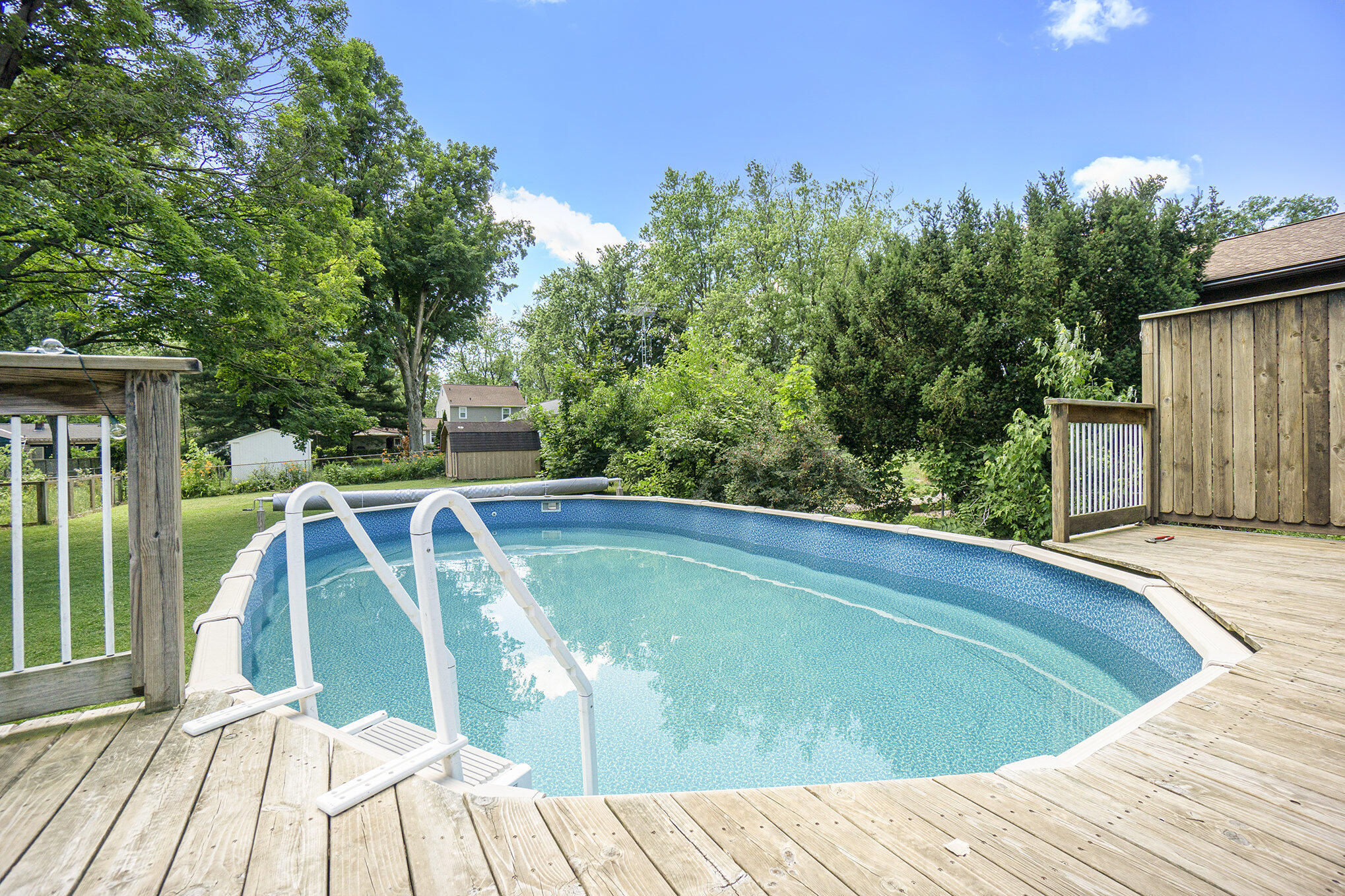 Kalamazoo Charter Township, Michigan 49006, United States, 3 Bedrooms Bedrooms, ,2 BathroomsBathrooms,Residential,Active,164140