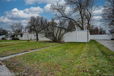 1592 Mollie Street Ypsilanti Charter Township MI 48198