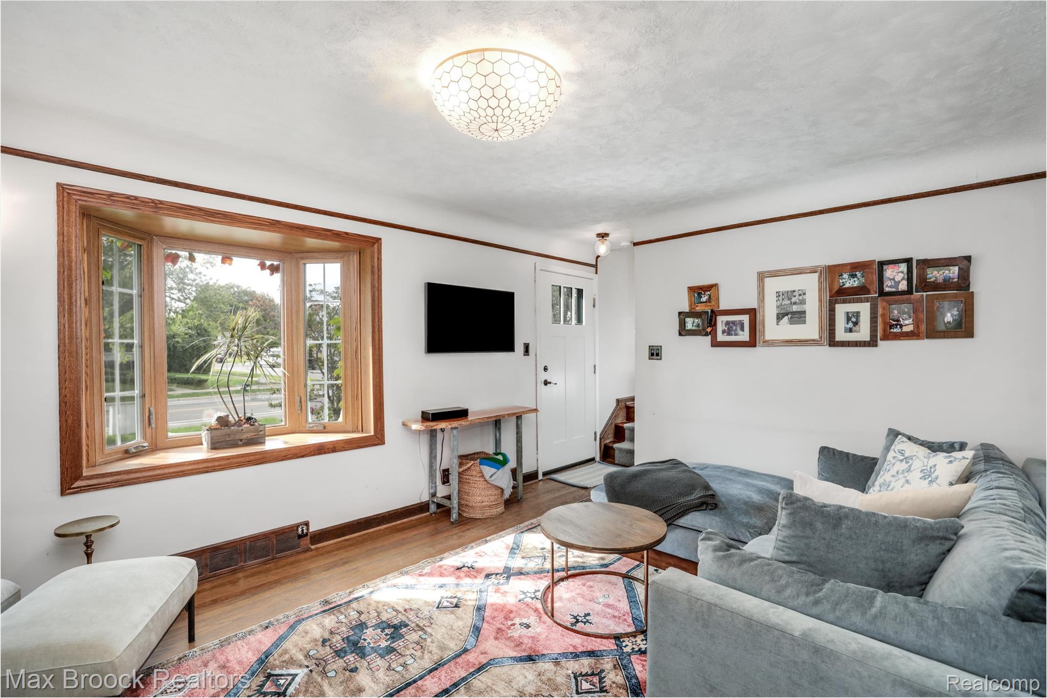 2118 Pinecrest Drive