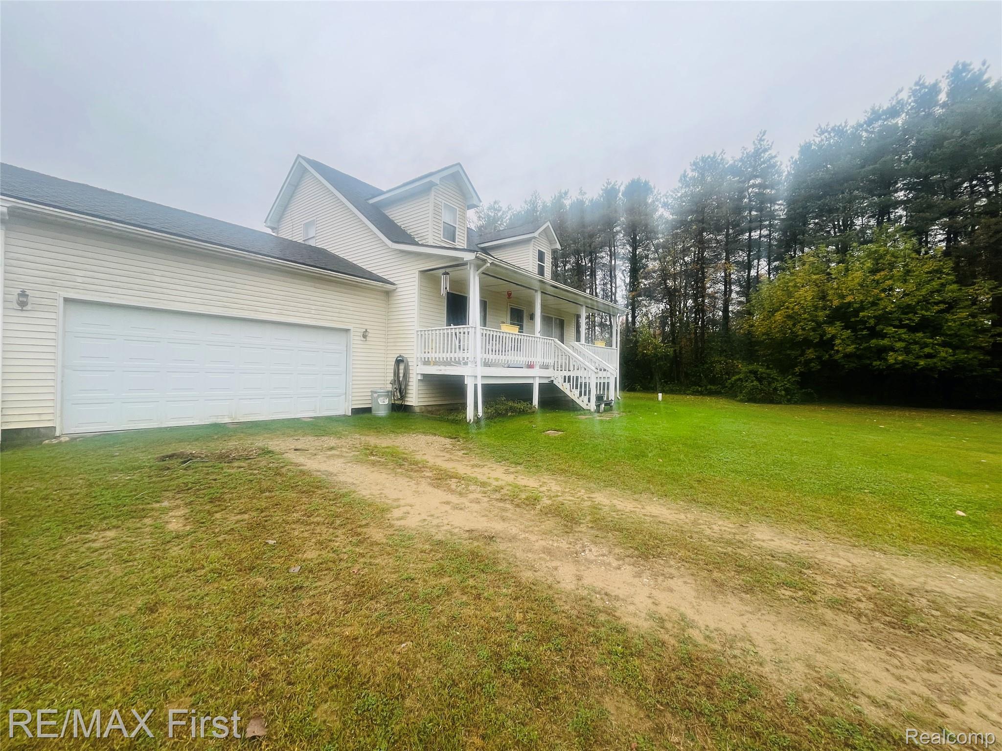 3419 Burnside Road