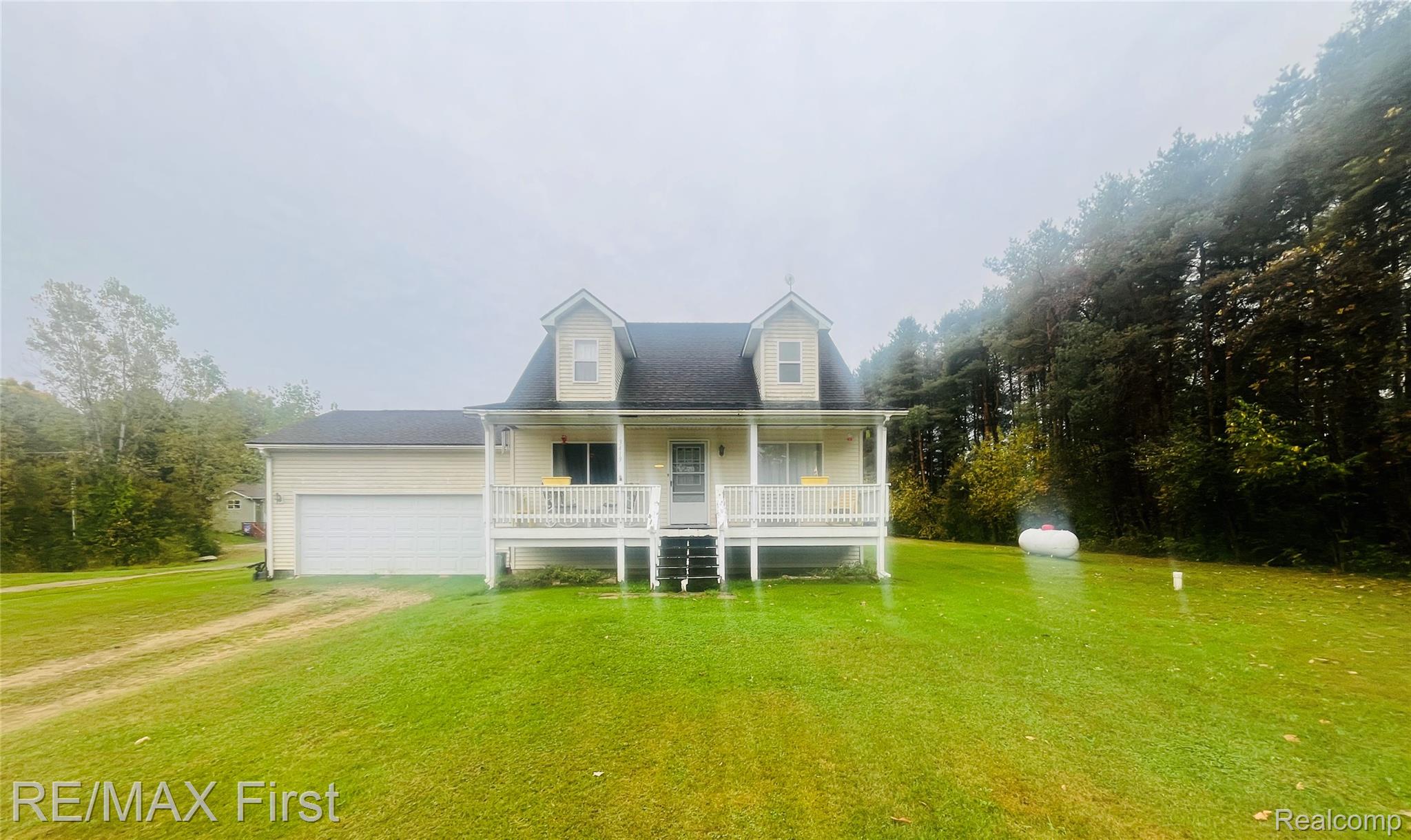 3419 Burnside Road