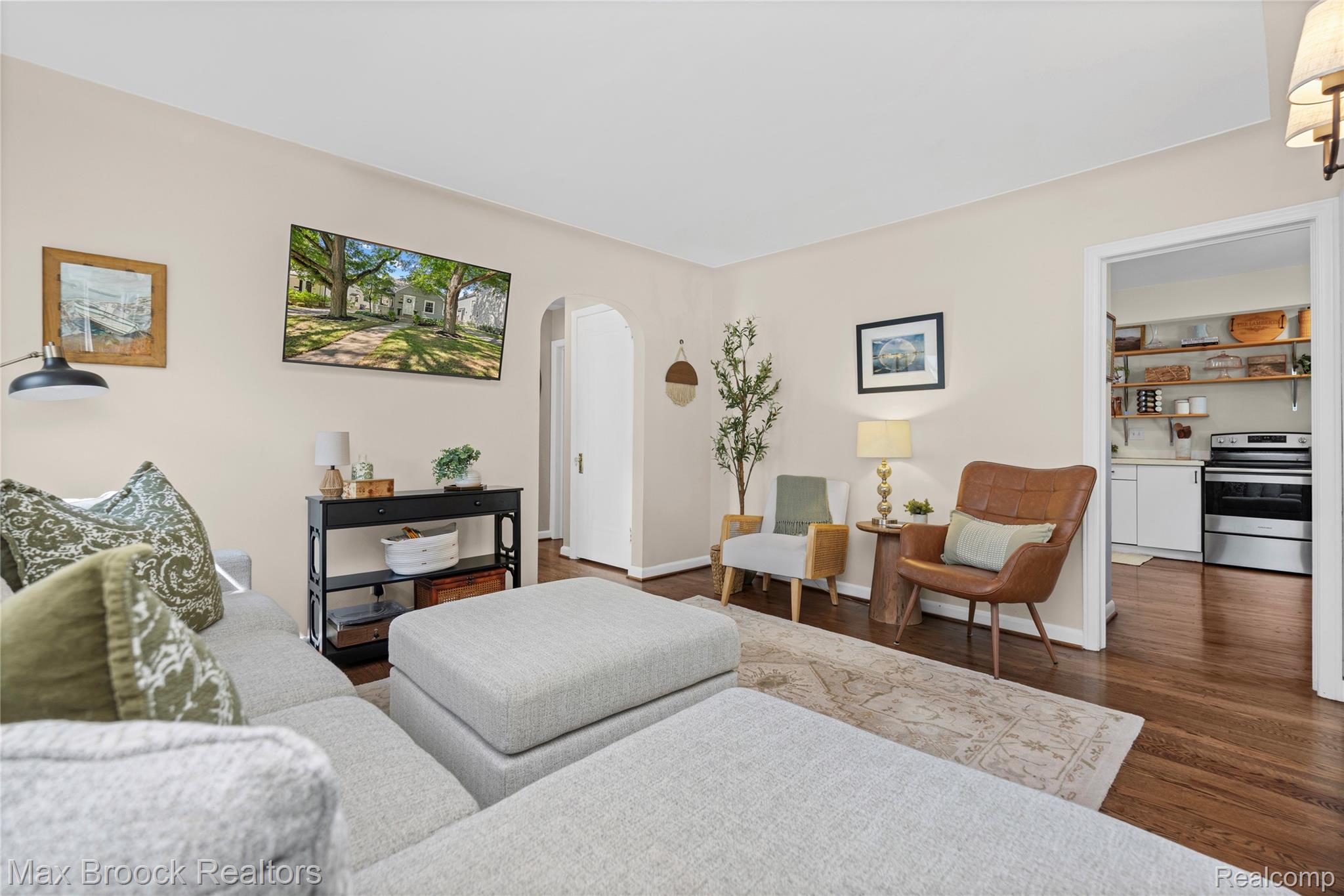 515 N Altadena Avenue