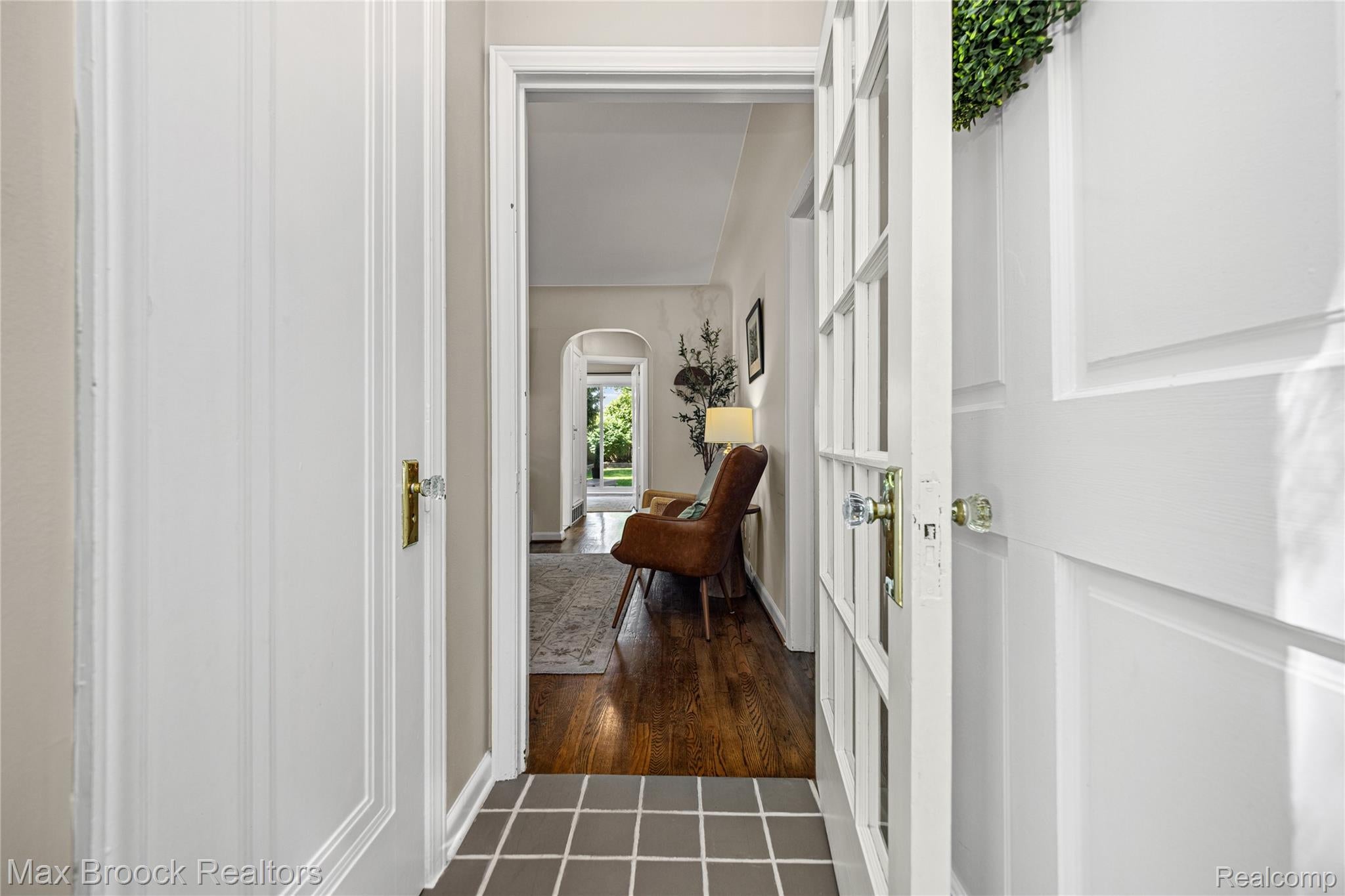 515 N Altadena Avenue
