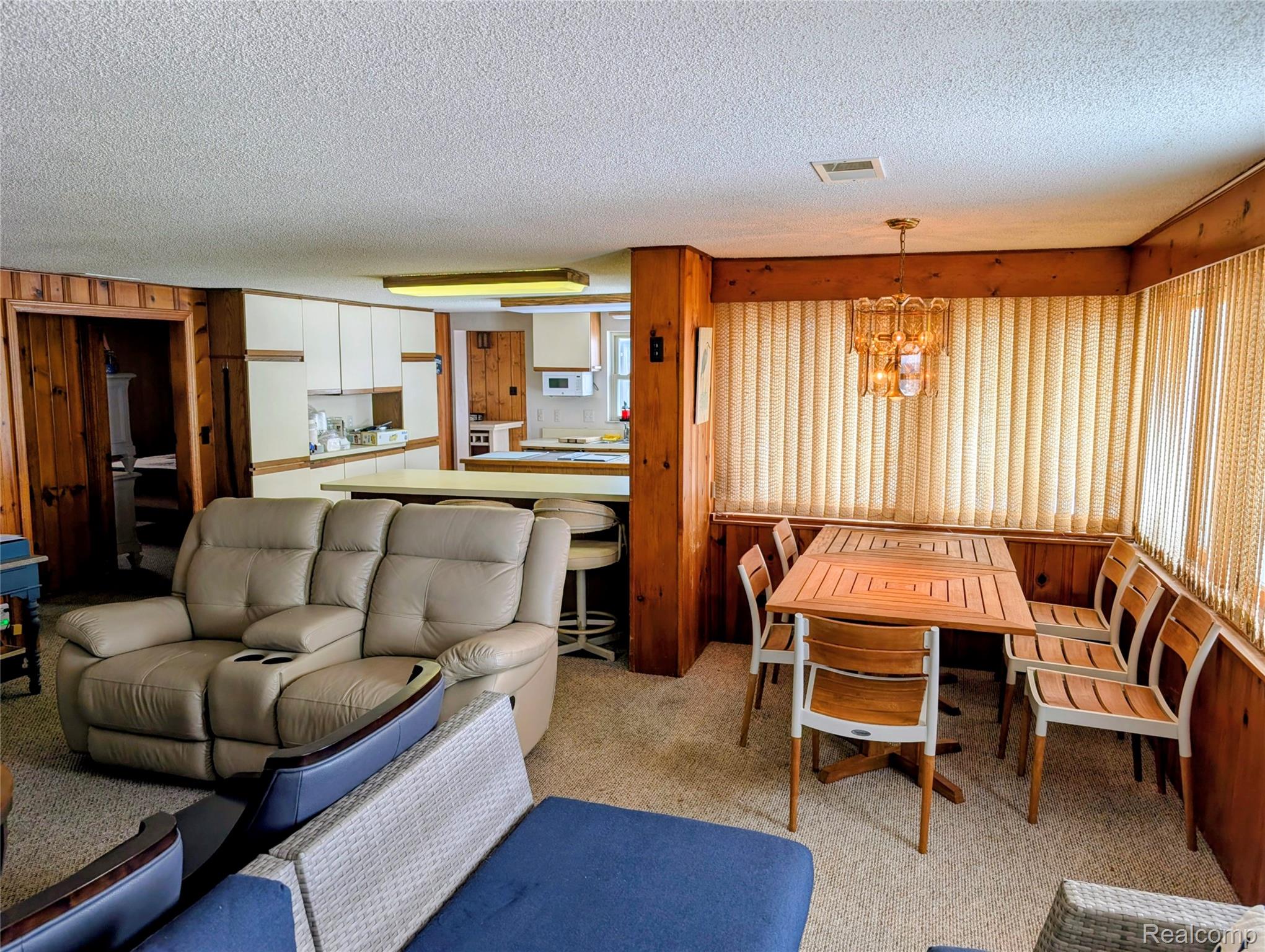 8461 Woodland Shore Drive