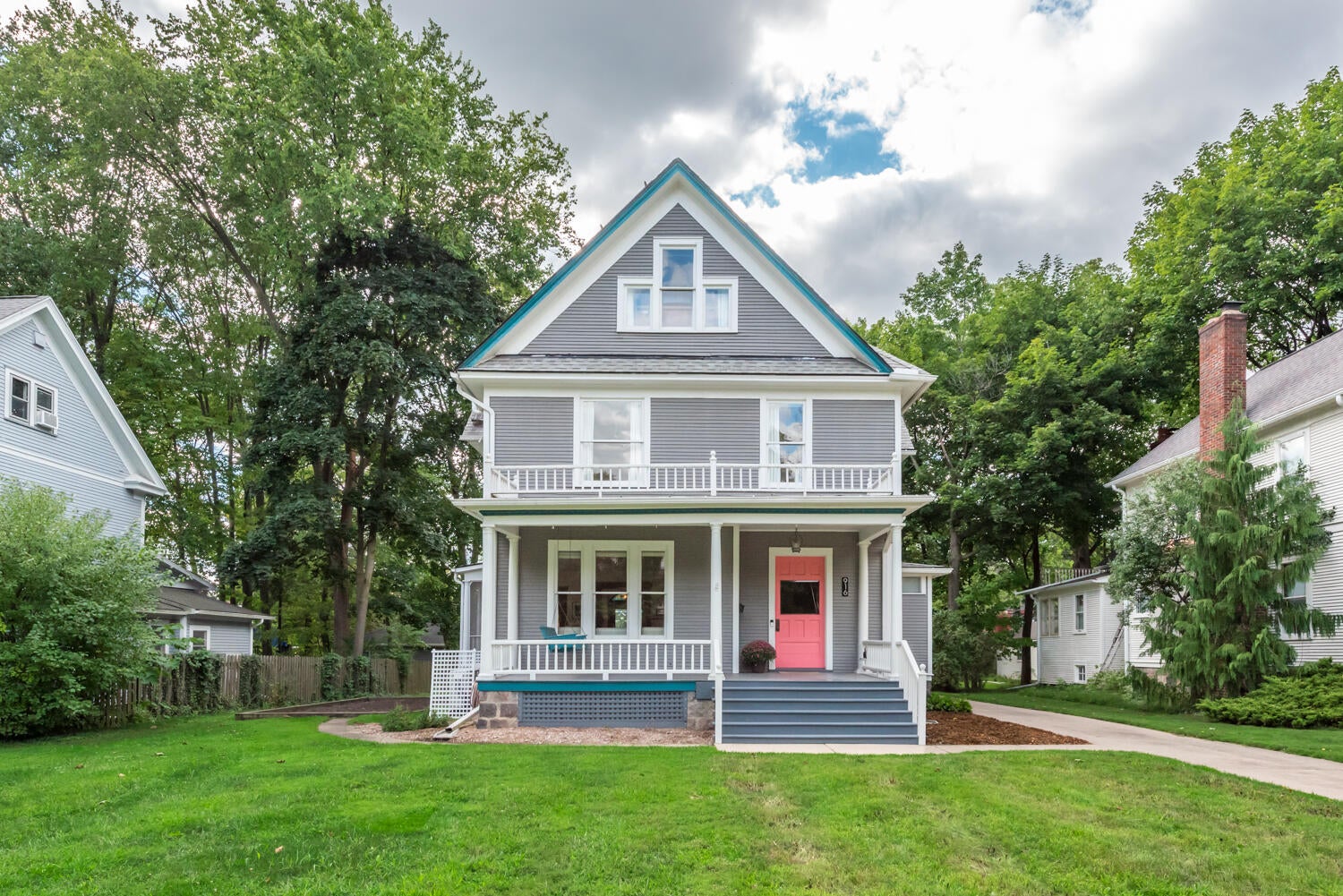 916 Olivia Avenue