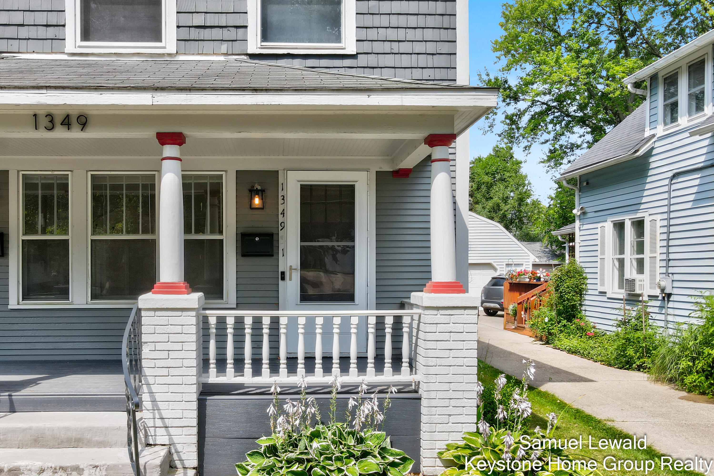 1349 Portland Avenue NE