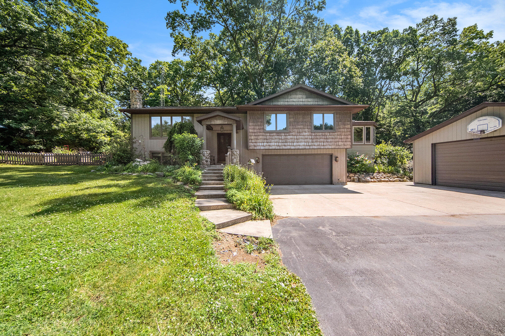 5600 Cross Road