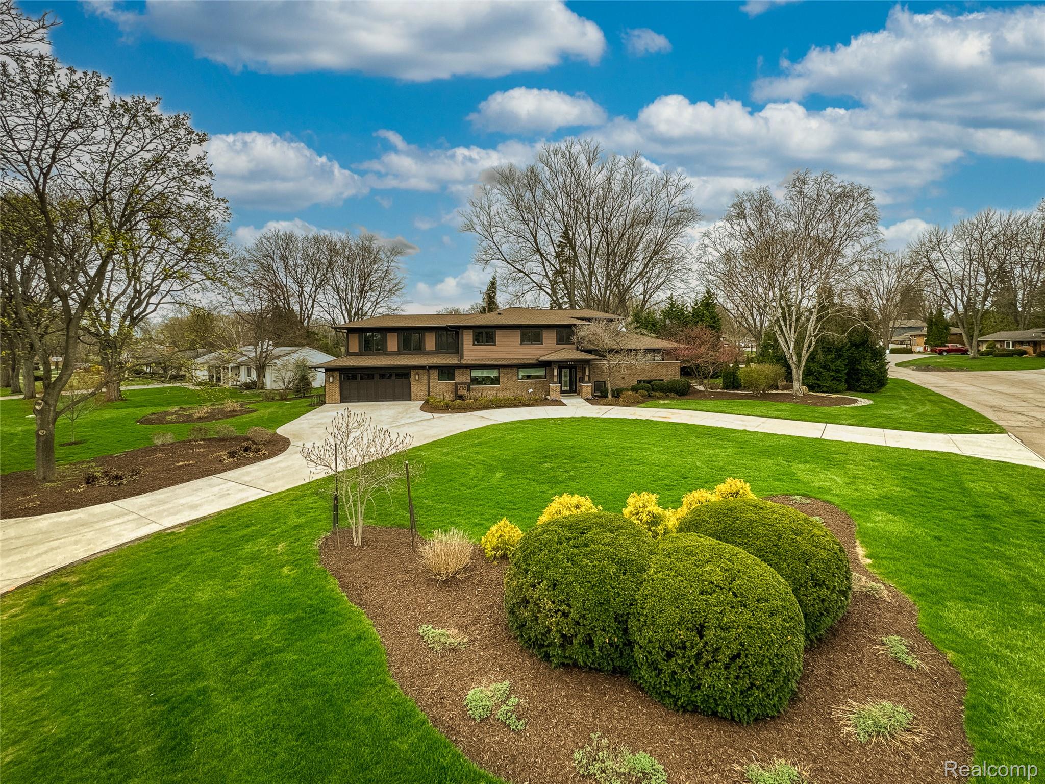 218 Hillboro Drive