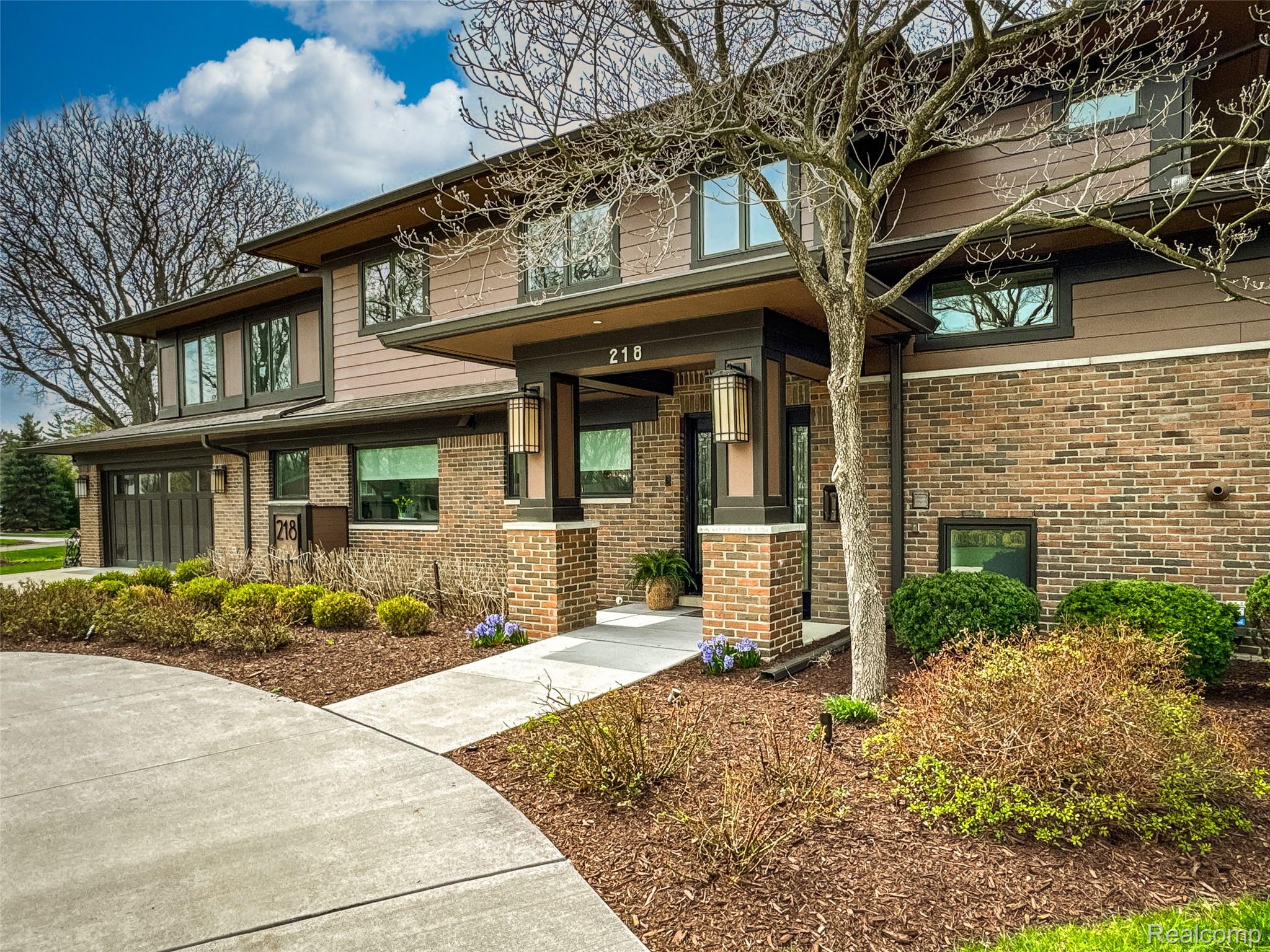 218 Hillboro Drive