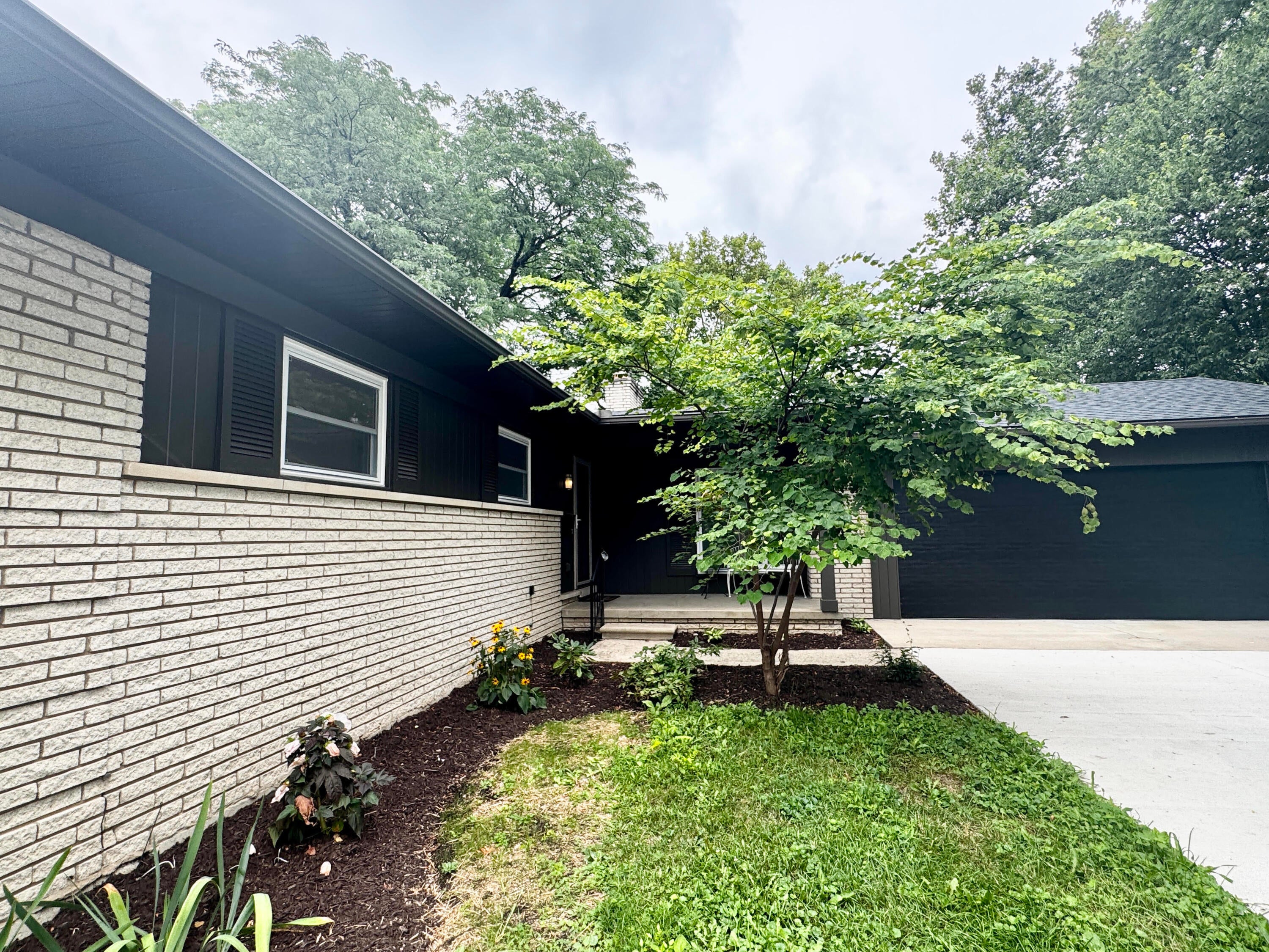 1526 Barnard Road