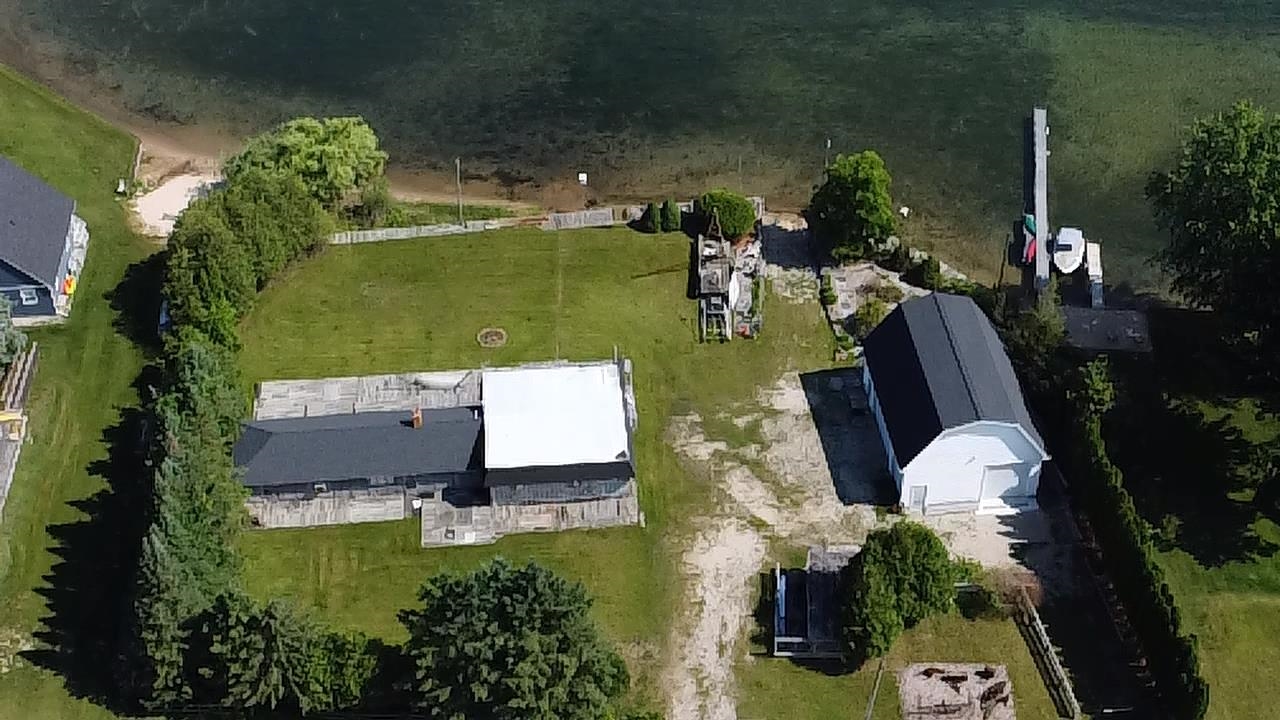 4472 Crescent Beach Road