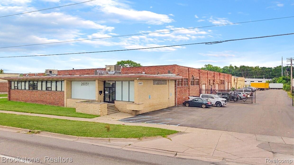 26051 Michigan Avenue