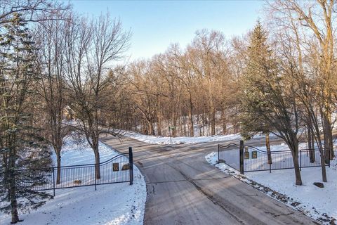 A home in GrovelandTownship_Oakland