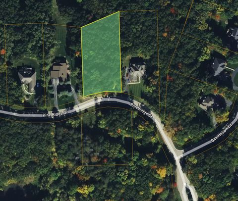 A home in GrovelandTownship_Oakland
