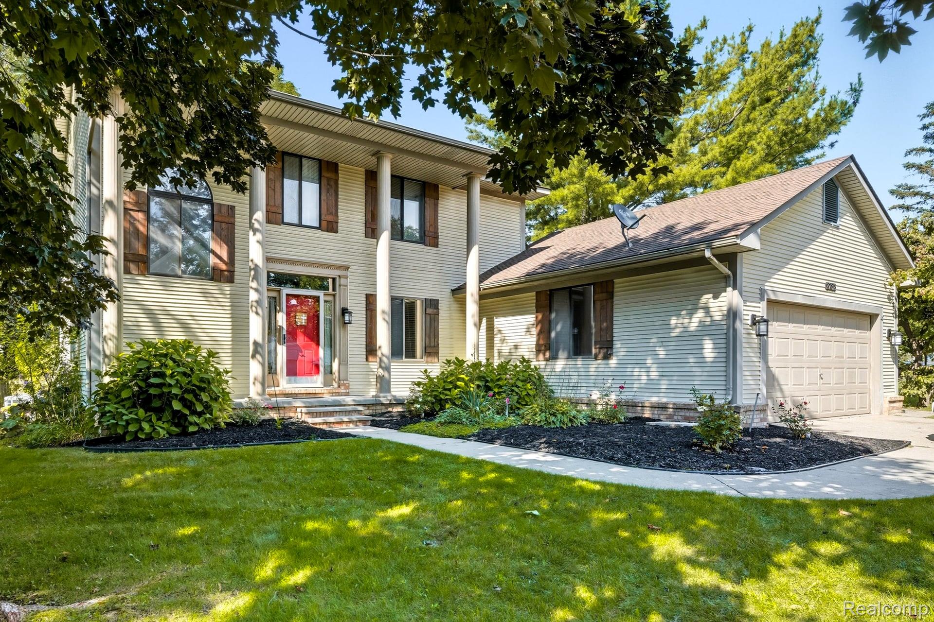 2732 Bayberry Drive