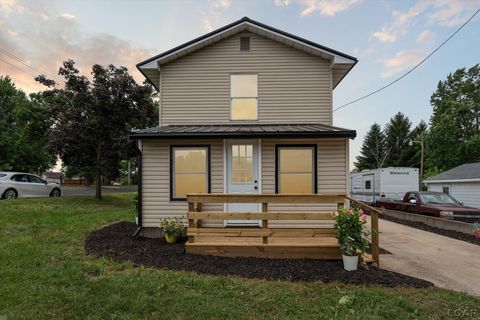 956 Howell Avenue Adrian City MI 49221